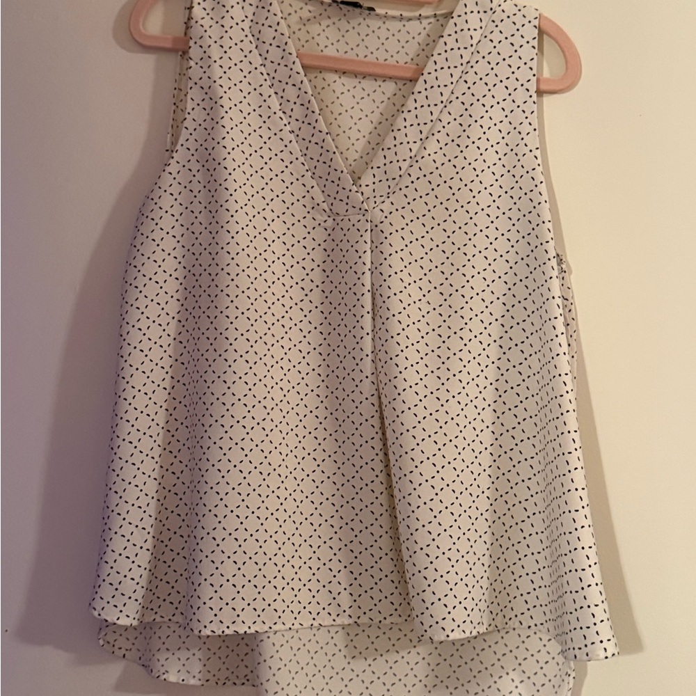 Ann Taylor Ivory Sleeveless V-Neck Dot-Print Camisole